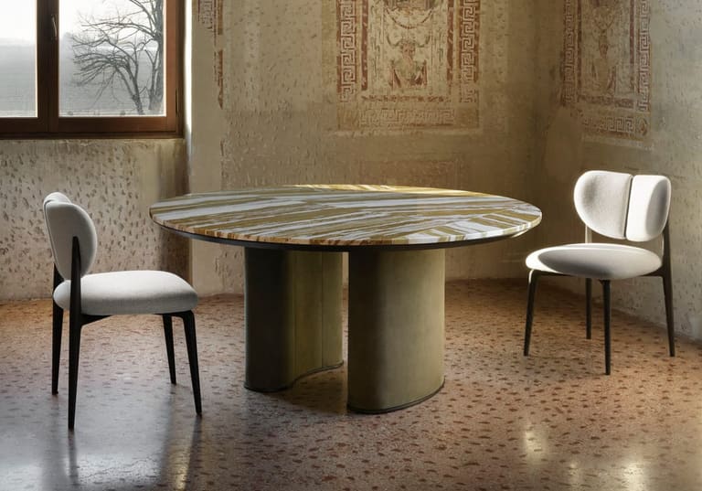 Monography CLAIRE CHAIR